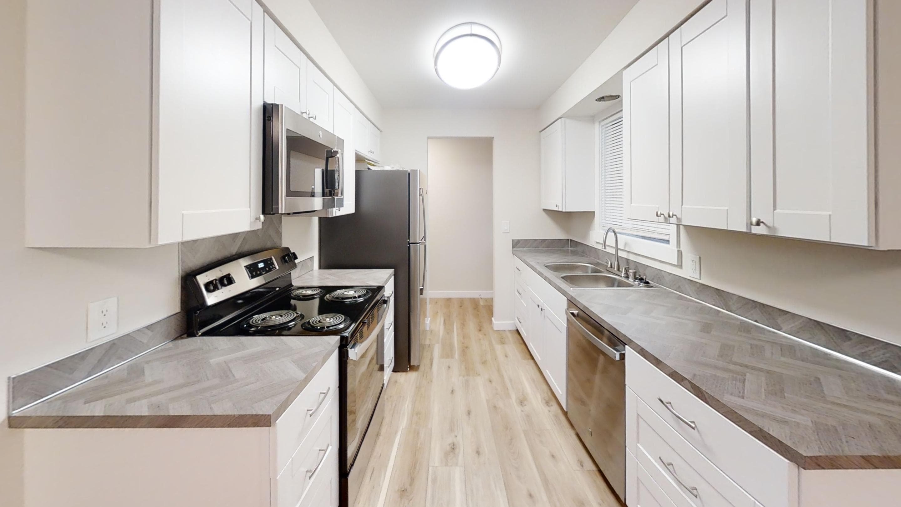 Renovated kitchen - 30th St project